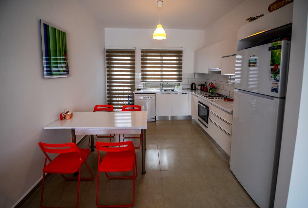 Milos Park Home - Alsancak Karavas  Екстериор снимка